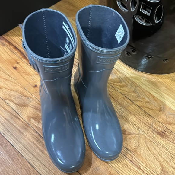 Grey Short Hunter Rain Boots - Picture 2 of 6